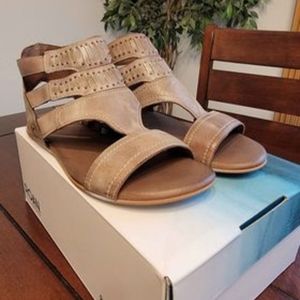 Roan sandals